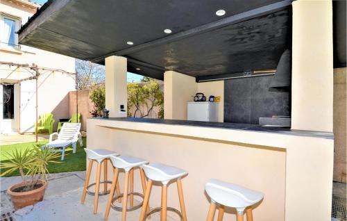 Sorgues House | 3 Bedroom Amazing Home In Sorgues