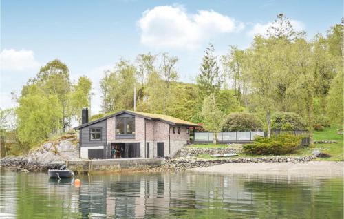 Skjold House | 3 Bedroom Amazing Home In Skjold