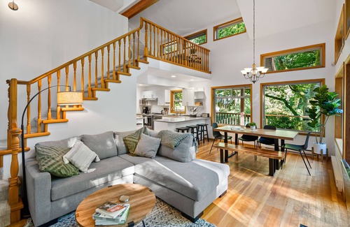 Juan de Fuca Electoral Area Ski Chalet | 3 Bedroom and 3 Bathroom Chalet in French Beach with Cedar Barrel Sauna