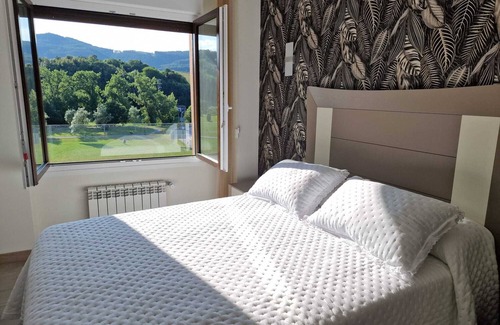 Villaviciosa Apartment | 3-bedroom apartment with stunning views in the center of Asturias