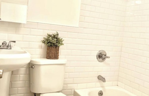 South Side Apartment | 3-bedroom apartment
