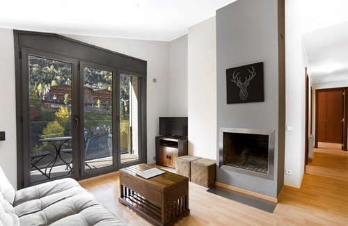 El Tarter Apartment | 3 Bedroom Apartment next to ski slopes. 7 pax. FLOC 42