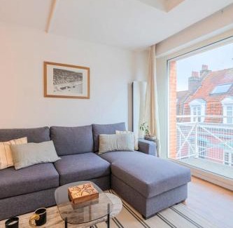 La Madeleine Apartment | 3 bedroom apartment with parking & balconies