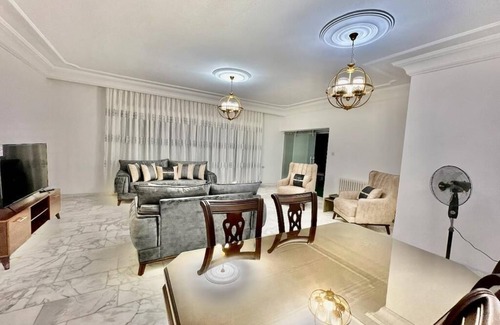 Al Jubeiha Apartment | 3 bedroom apartment in amman