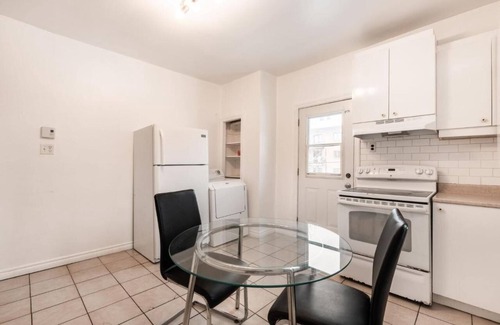Southwest Apartment | 3 bedroom apartment in Verdun