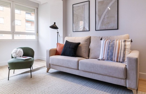 Nueva Espana Apartment | 3 bedroom apartment in La Castellana Sharing Co