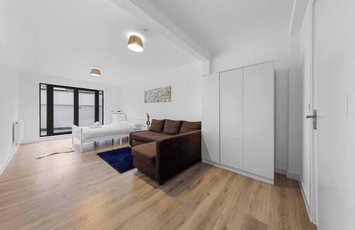 Tooting Apartment | 3-bedroom apartment in fabulous London with AC MR 3