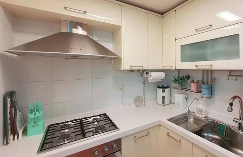 Nonhyeon-dong Apartment | 3-bedroom apartment in fabulous Seoul with big family. Enjoy your stay