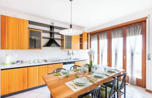 Borgo Roma Apartment | 3 Bedroom Apartment in Verona