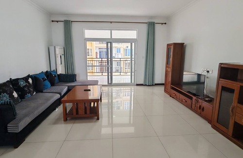 North Ridge Apartment | 3-bedroom Apartment in Osu, Accra with AC, WiFi, Gym, Pool