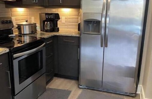 Klein Apartment | 3-bedroom apartment in tranquil Spring with fitness room, AC. Enjoy
