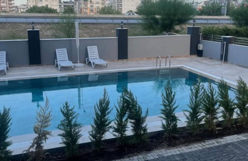 Konyaalti Apartment | 3-bedroom Apartment in enchanting Antalya with AC, WiFi
