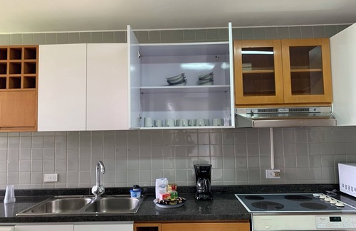 Chacao Apartment | 3-bedroom apartment in charming Caracas with AC, WiFi