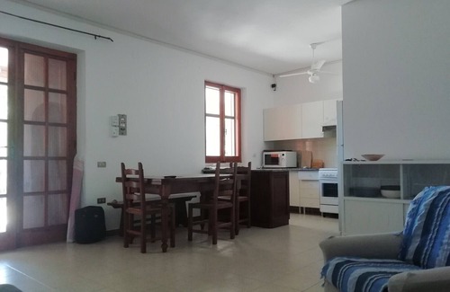 Siniscola Apartment | 3 Bedroom Apartment in Capocomino