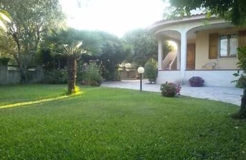 Siniscola Apartment | 3 Bedroom Apartment in Capocomino