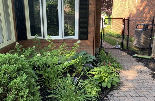 Downtown Gatineau House | 3 bedroom apartment located in a luxurious house, access to courtyard & ballroom