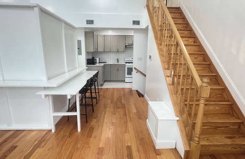 University Gardens Apartment | 3-bedroom apartment