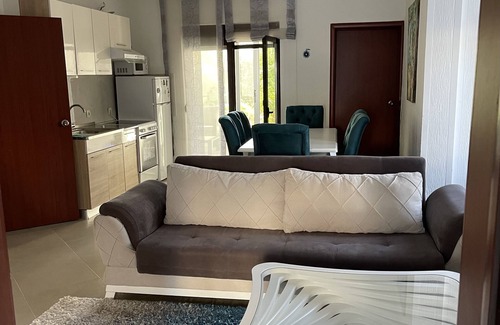 Bar Apartment | 3 Bedroom Apartment with pool
