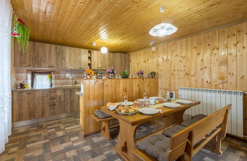 Cepic Apartment | 3 bedroom awesome apartment in Oprtalj