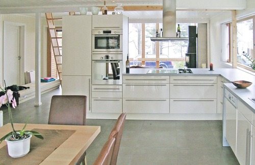 Bomlo House | 3 bedroom awesome home in Mosterhamn