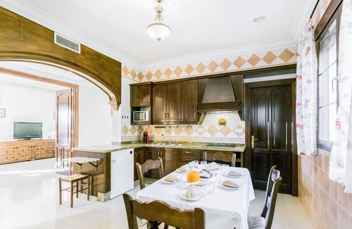 Casariche House | 3 bedroom awesome home in Casariche