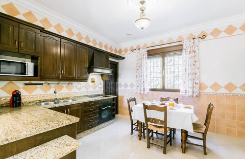 Casariche House | 3 bedroom awesome home in Casariche