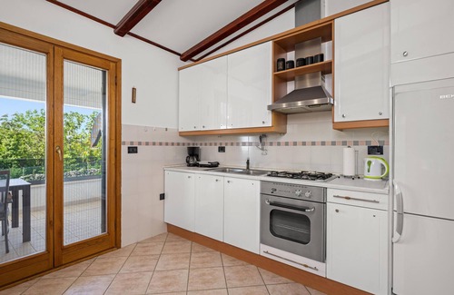 Trget House | 3 bedroom awesome home in Trgetari