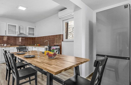 Vrgorac House | 3 bedroom awesome home in Vrgorac