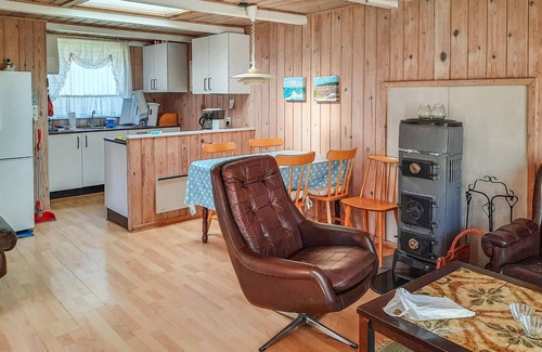Anholt House | 3 bedroom awesome home in Anholt