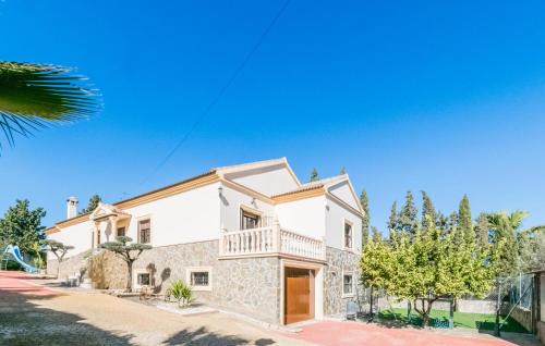 Casariche House | 3 Bedroom Awesome Home In Casariche