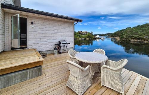 Meland House | 3 Bedroom Awesome Home In Rossland