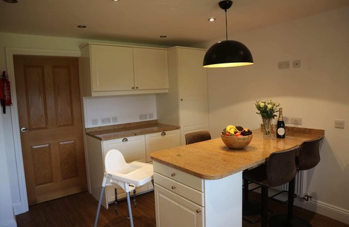 Betws Gwerfil Goch House | 3 bedroom Barn Conversion- Garden View -Ty Cerrig Barn