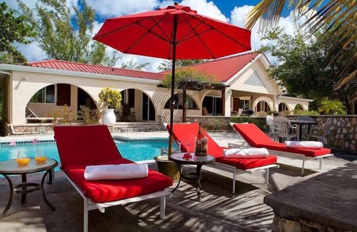 Plum Bay Villa | 3 bedroom beach house at Baie longue