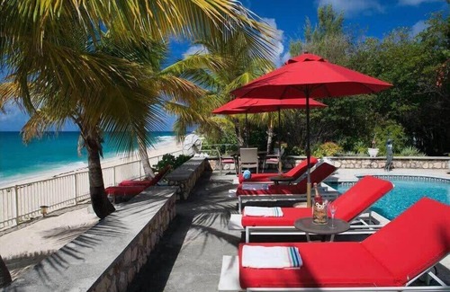 Plum Bay Villa | 3 bedroom beach house at Baie longue