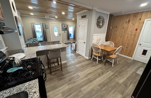 Salisbury Beach House | 3 Bedroom Beach House