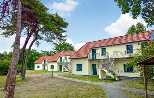 Altenkirchen Apartment | 3 Bedroom Beautiful Apartment In Altenkirchen