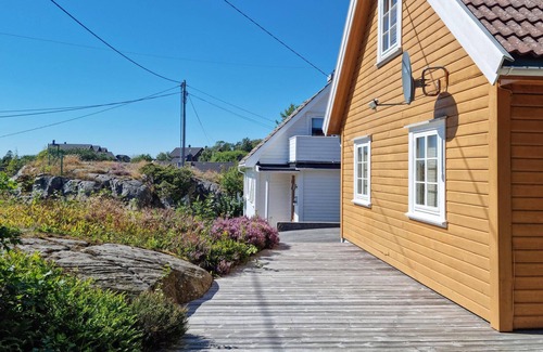 Skalevik House | 3 bedroom beautiful home in Flekkerøy