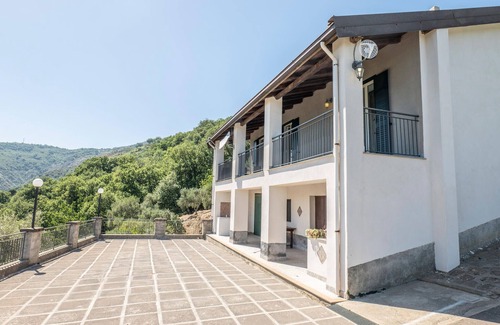 Librizzi House | 3 bedroom beautiful home in Librizzi