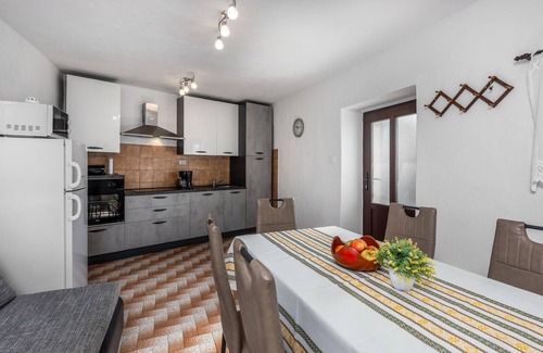 Grizane House | 3 bedroom beautiful home in Grizane