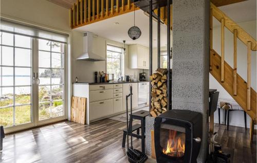 Lidkoping House | 3 Bedroom Beautiful Home In Lidköping