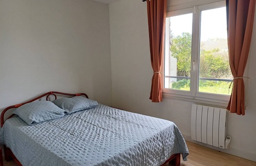 Souppes-sur-Loing Bed & Breakfast | 3 Bedroom Bed & breakfast in Souppes-sur-Loing