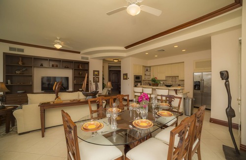 Herradura Condo | 3 bedroom Bella Vista close to pool