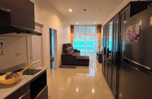 Nong Pla Lai Hotel | 3-bedroom building in cool Banglamung with WiFi, AC, fitness room