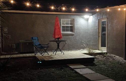 Ocala House | 3-bedroom building in wonderful Ocala ,enjoy ziplining , horses,or river rafting