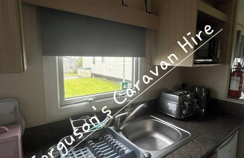 St George Cabin | 3 bedroom caravan to hire