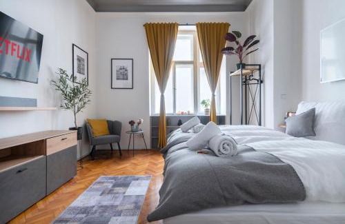 Stare Mesto Apartment | 3 Bedroom - Central Superior-Flat 115m2