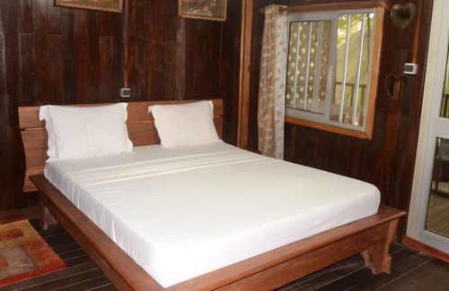Kribi Ski Chalet | 3 Bedroom Chalet 6 people Acacia 50 M² forest side
