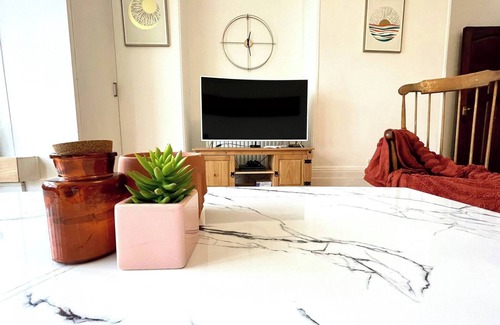 Calder Bridge Apartment | 3 Bedroom Coastal Escape in Seascale