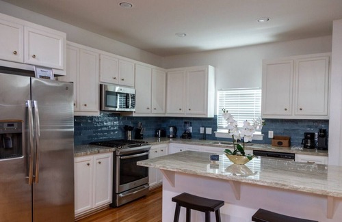 Willow Meadows/Willowbend Area House | 3 Bedroom Comfort by Med Center & NRG Houston