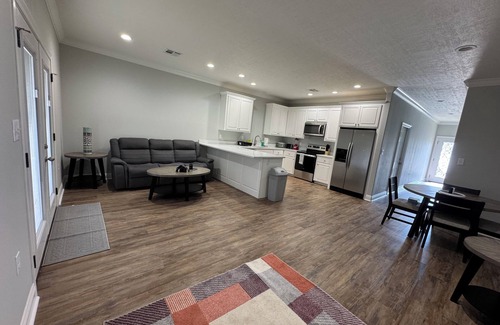 DeRidder Condo | 3-bedroom condo in delightful DeRidder, Fully Furnished-WiFi-AC. Enjoy your stay